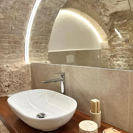 Il Roccioso - Centro Storico Di Apartamento