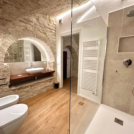 Il Roccioso - Centro Storico Di Assisi